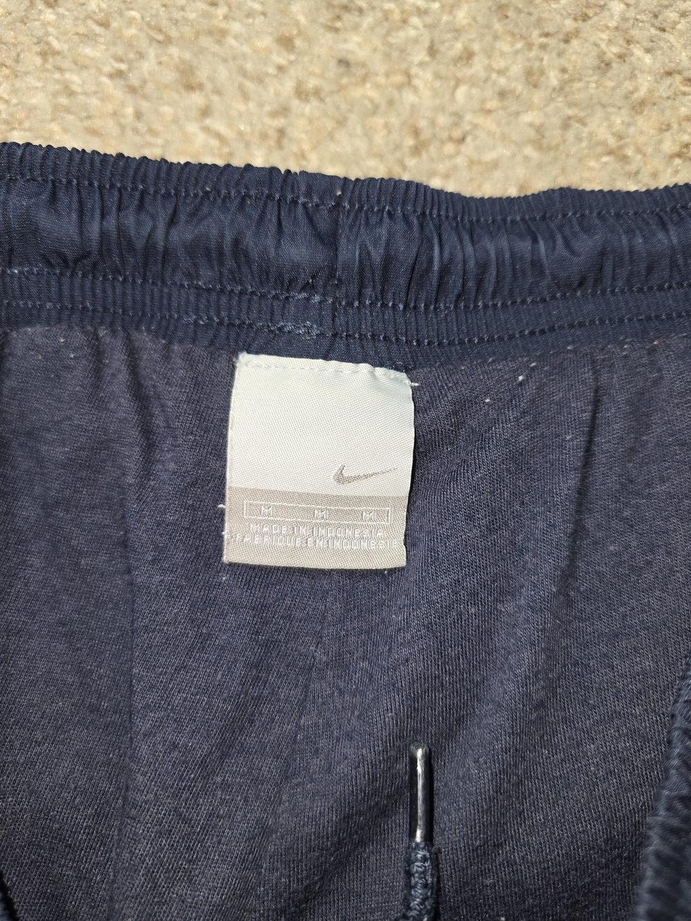 Y2K Nike Men’s Navy Baggy Windbreaker Track Pants with White Piping Size Medium - Picture 3 of 8
